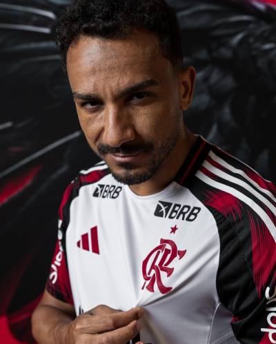 flamengo_2025_adidas_away_kit_c.jpg