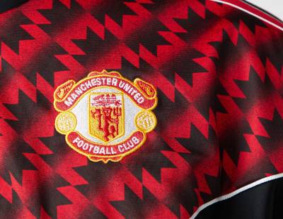 manchester_united_1991_adidas_reissue_track_jacket_d.jpeg