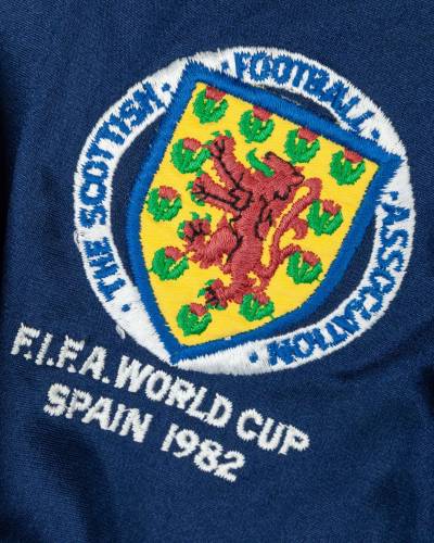 kenny_dalglish_1982_world_cup_scotland_match_worn_shirt_4.jpeg