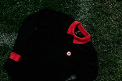 ac_milan_1967_68_goalkeeper_kit_knit_e.jpg