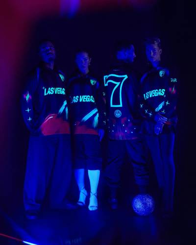 bournemouth_2026_glow_in_the_dark_kit_f.jpg
