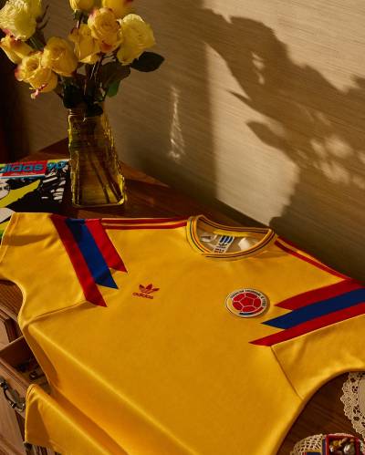 colombia_1990_adidas_home_jersey_f.jpeg