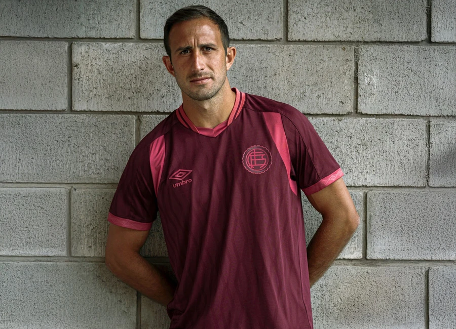 Club Lanus 2026 Umbro Home Kit