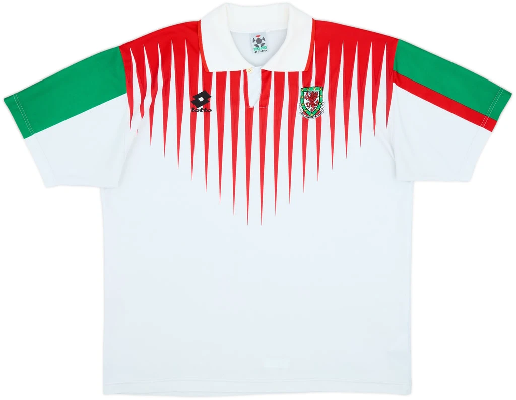 Wales 1996-98 Third Shirt · Rare Lotto Design From Wales’ 1998 Qualifying Campaign